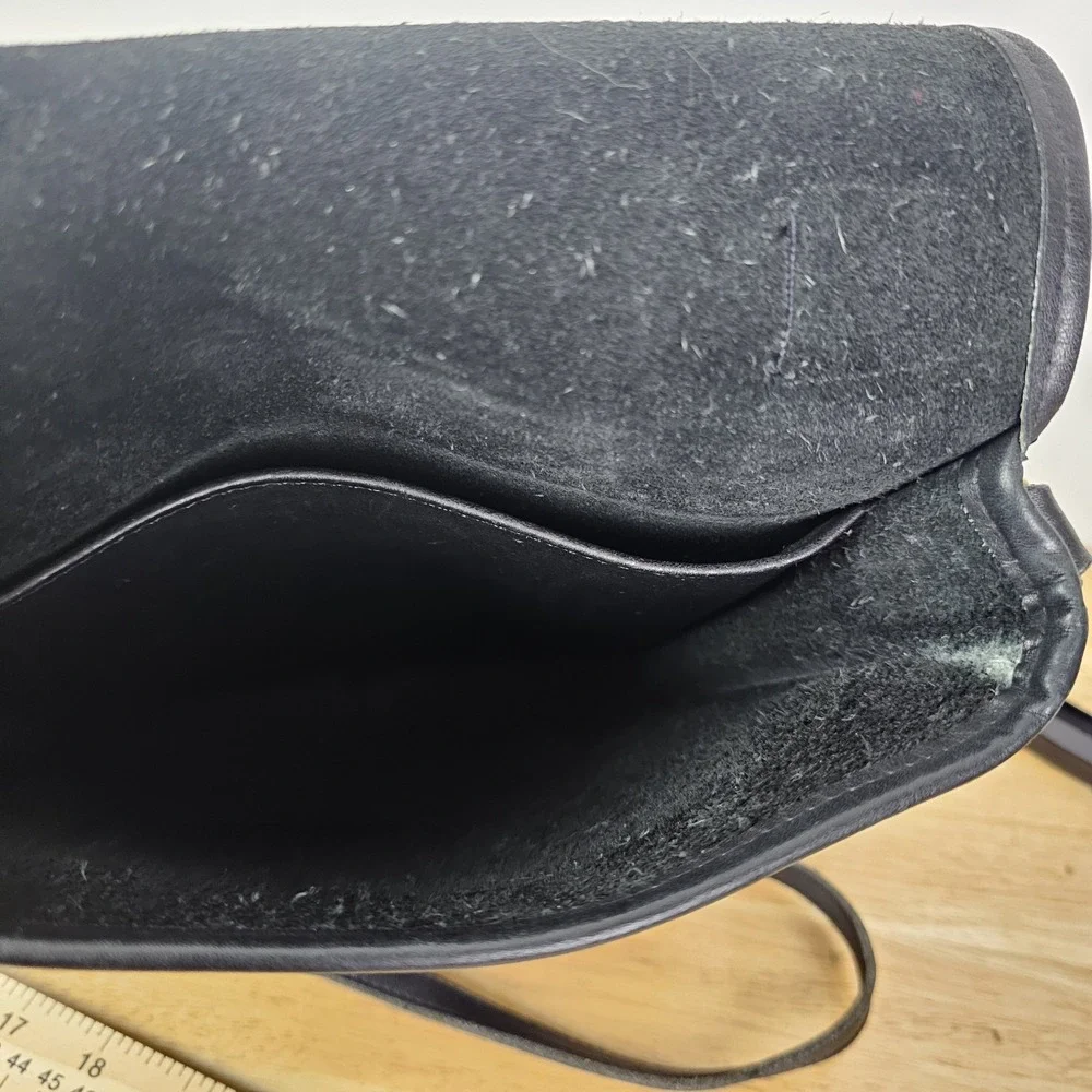 Coach Vintage Station Bag Purse Black Leather Cross body Nice‎ & Clean 1980-90's